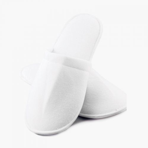 Zapatillas Confor Rizo Cerradas (200 Uds)